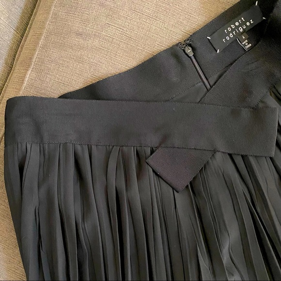 Robert Rodríguez Black Pleated Skirt- NWT - Picture 3 of 8